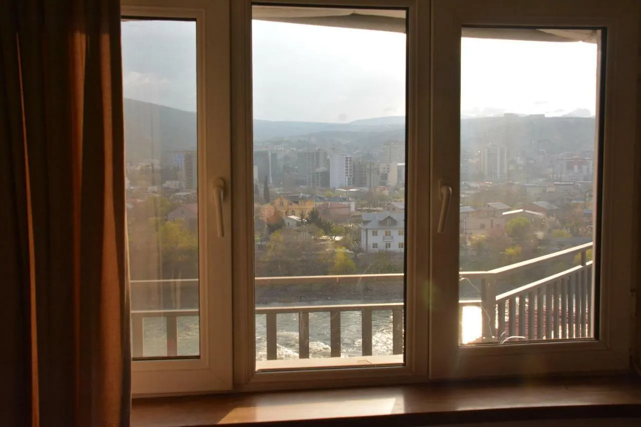 Bed and Breakfast 7 Star Tbilisi 3*,